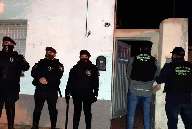 Desbaratan «la mafia de los fleteros»: cinco detenidos